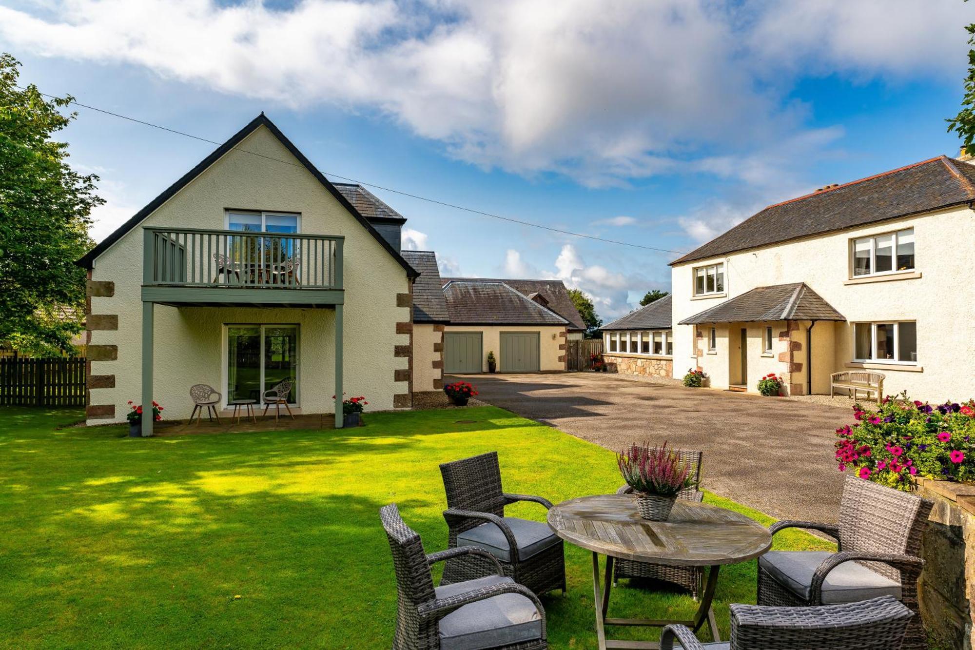 Sandown House Hotell Nairn Exteriör bild